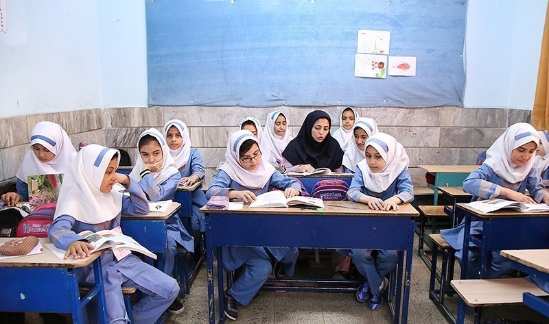مهر، هیچ کلاسی بدون معلم نمی‌ماند  